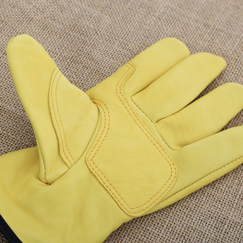 Une paire de gants de travail  - Garden Gloves avis et prix